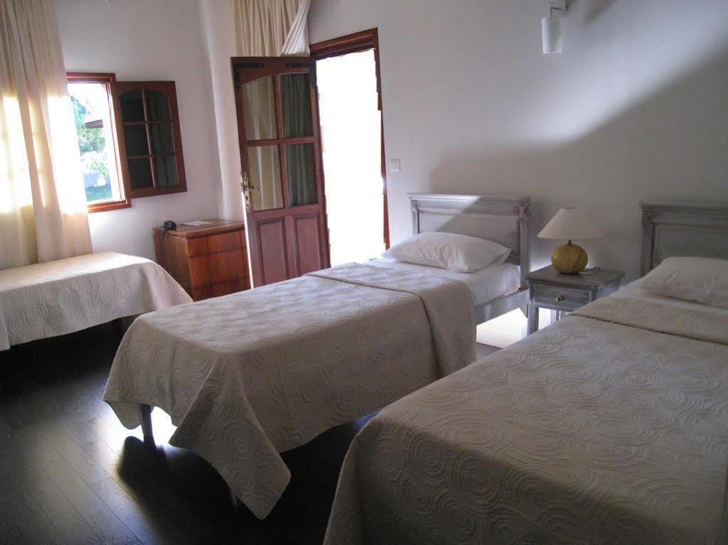 Le Domaine Des Pierres Hotell Saint Pierre Exteriör bild