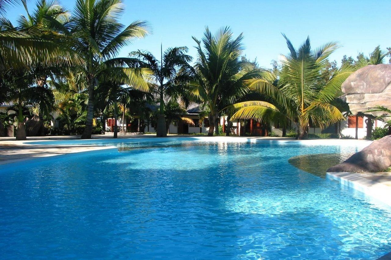 Le Domaine Des Pierres Hotell Saint Pierre Exteriör bild
